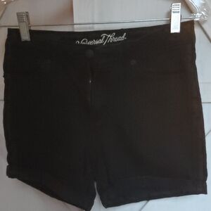 Universal Thread Women's Black Jean Shorts